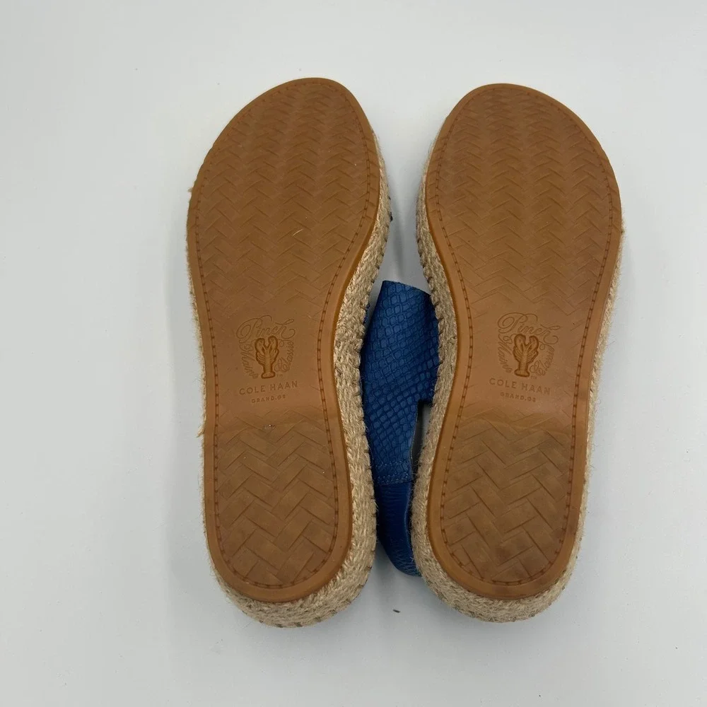 Cole‎ Haan Cloudfeel Espadrille Sandals Womens 8 Blue Snakeskin Textured W24393
